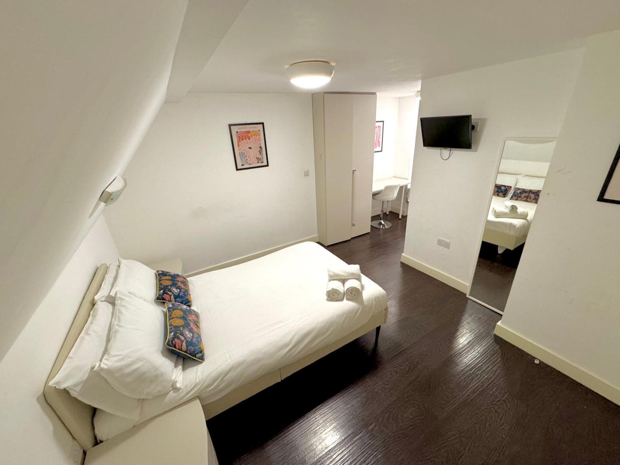 Charlotte Street Rooms By News Hotel Λονδίνο Εξωτερικό φωτογραφία